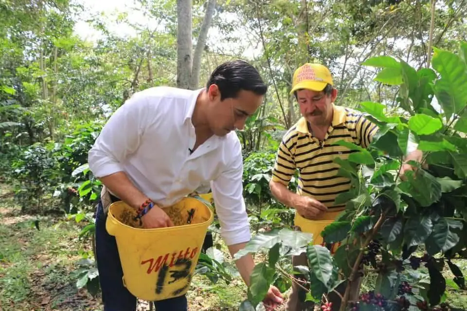 Richard Aguilar Villa, el mejor Gobernante en superación de la pobreza en Colombia
